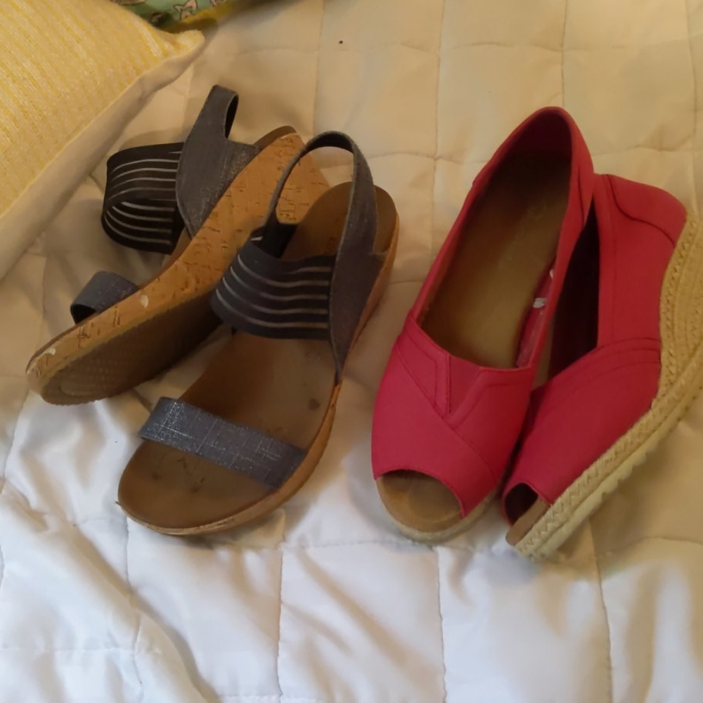 Sketchers - Size 9